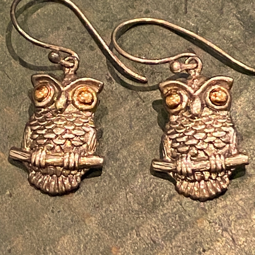 Artisan designer Samuel B sterling silver and 18k gold owl earrings